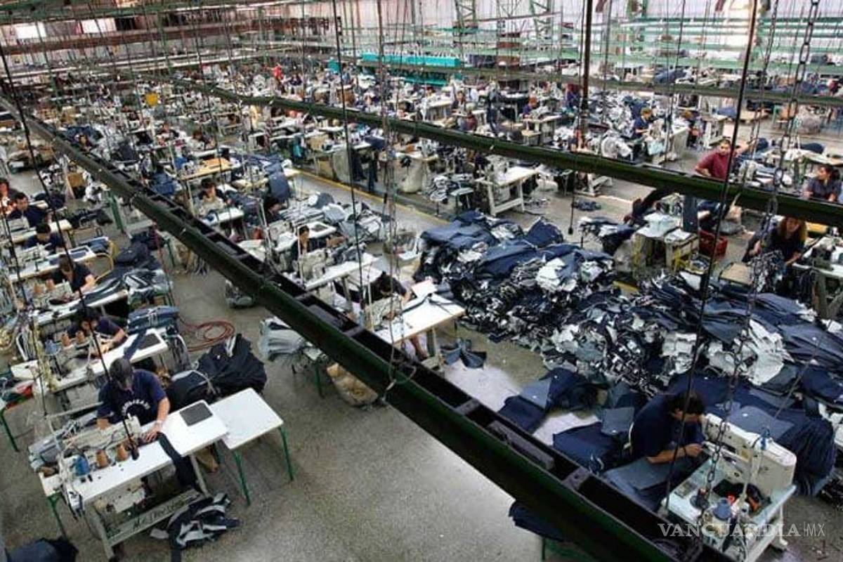 Retrocede producción industrial 1.6% en octubre