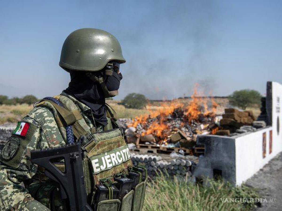 $!Incineran en Nuevo León más de una tonelada 800 kilos de droga