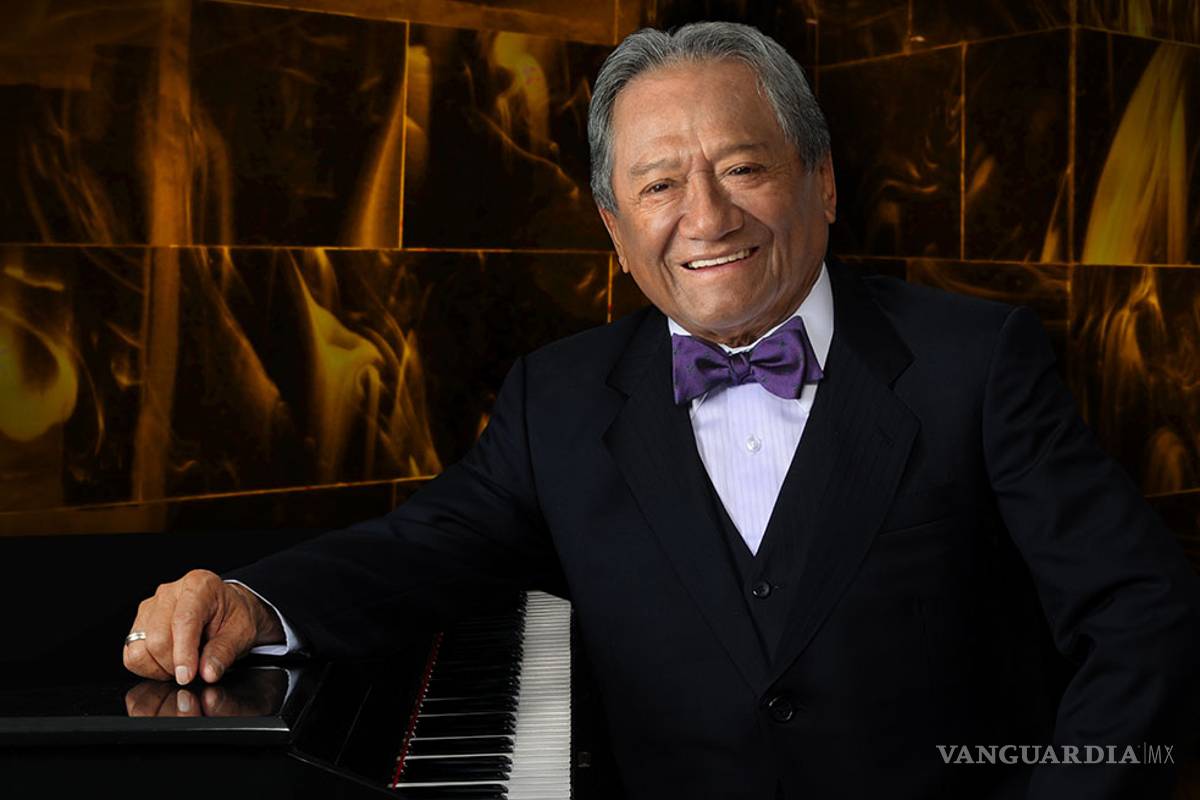 Con Armando Manzanero y pirotecnia por toda la ciudad, celebra Saltillo su 443 aniversario