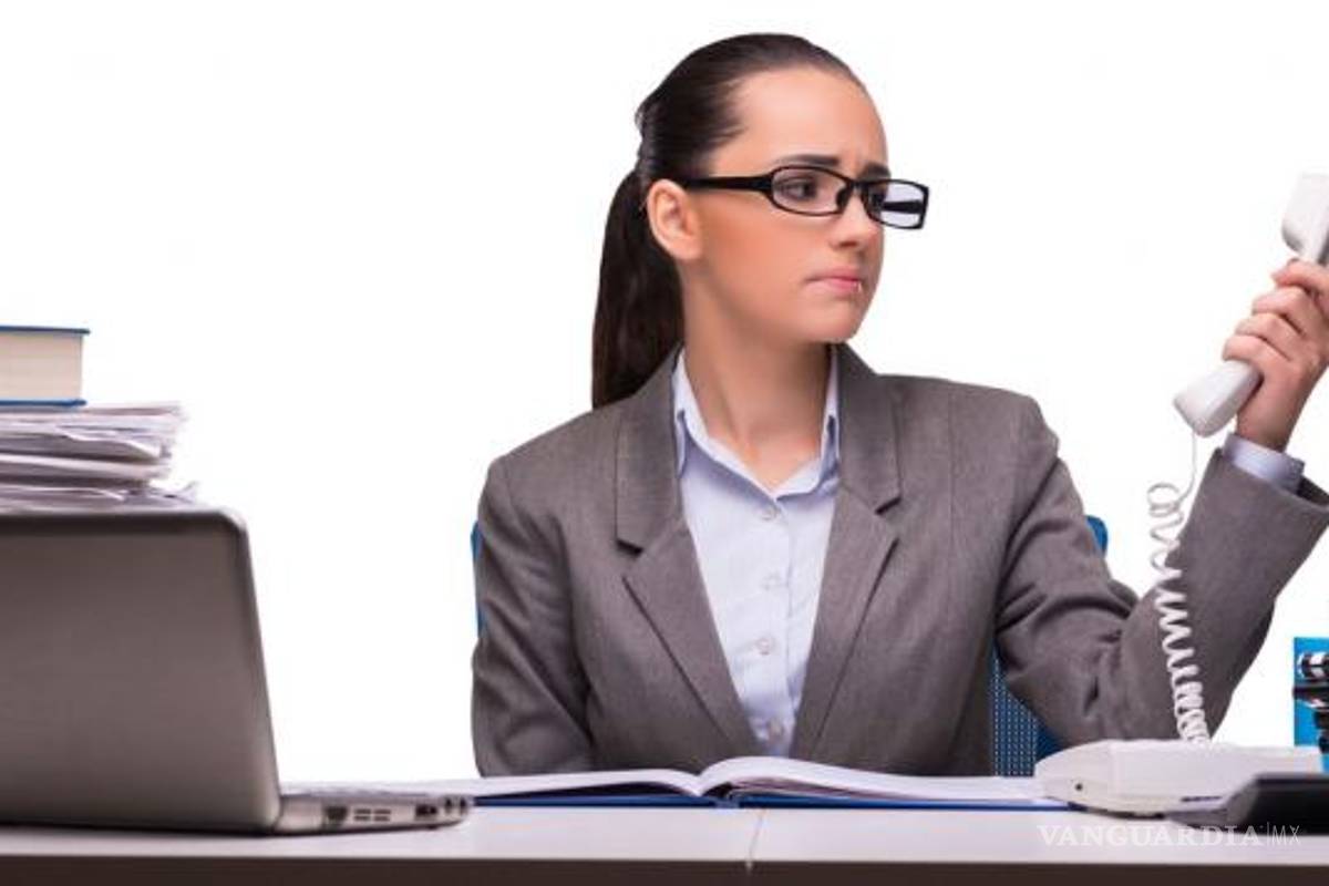 Mujeres ganan menos que los hombres pese a tener los mismos estudios: Coneval