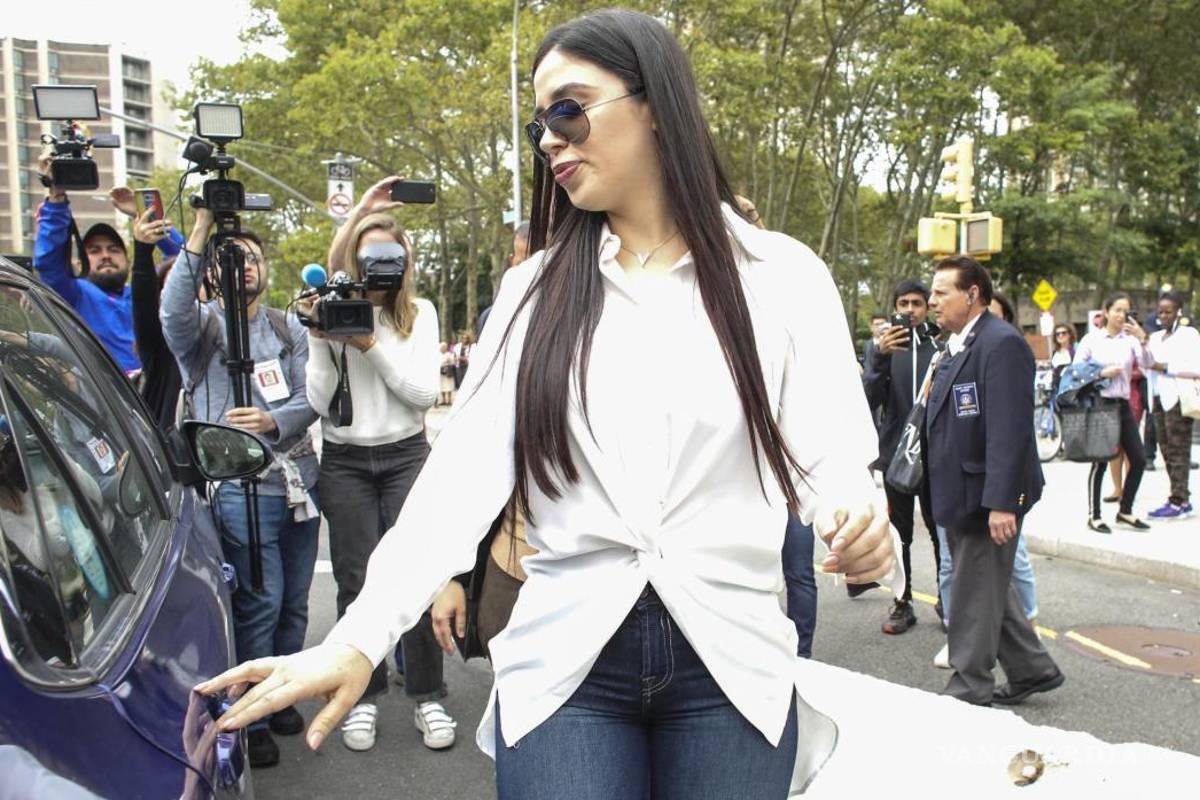 Emma Coronel le lleva a 'El Chapo' trajes Hugo Boss