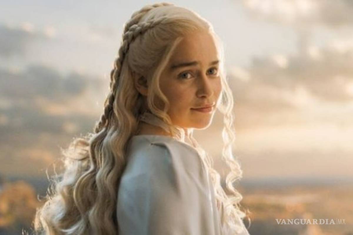 Emilia Clarke explota y defiende escenas de desnudos en Game of Thrones