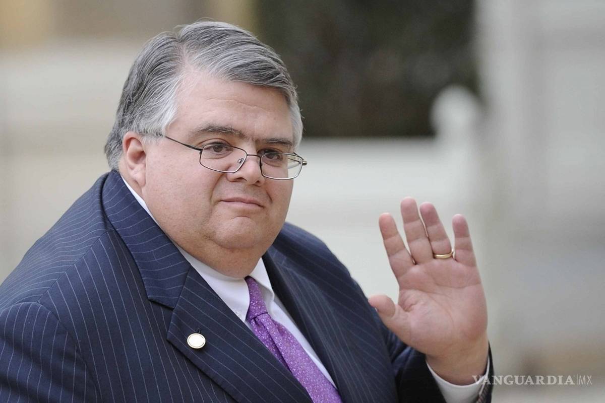 Banxico confirma permanencia de Carstens como gobernador del instituto