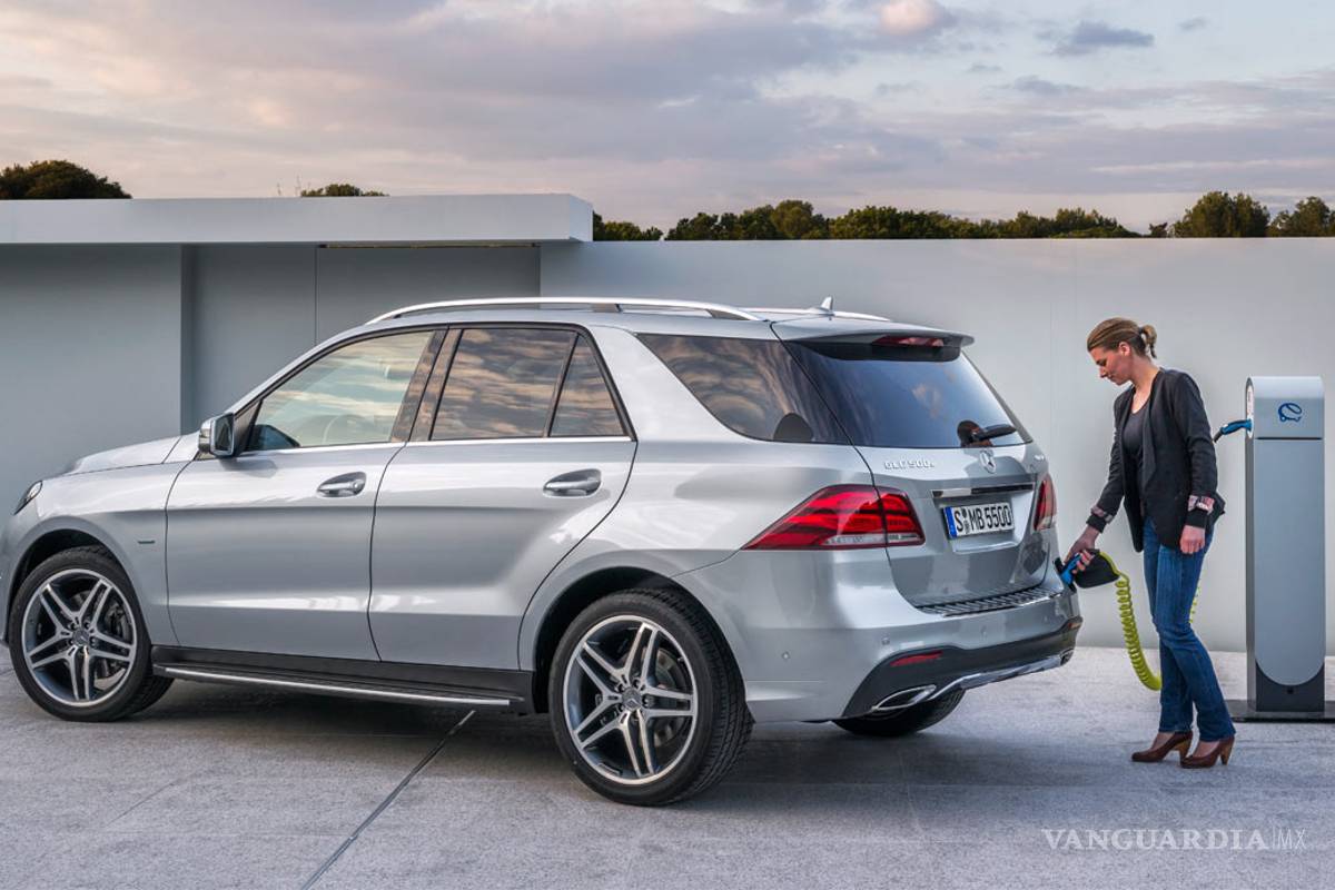Alista Mercedes Benz llegada de autos híbridos a México