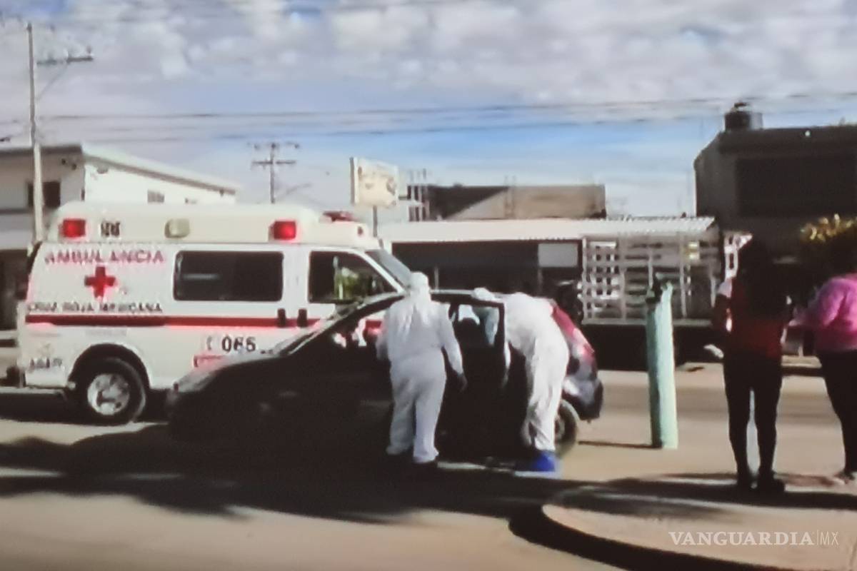Mujer muere camino al hospital en Torreón, tenía COVID-19
