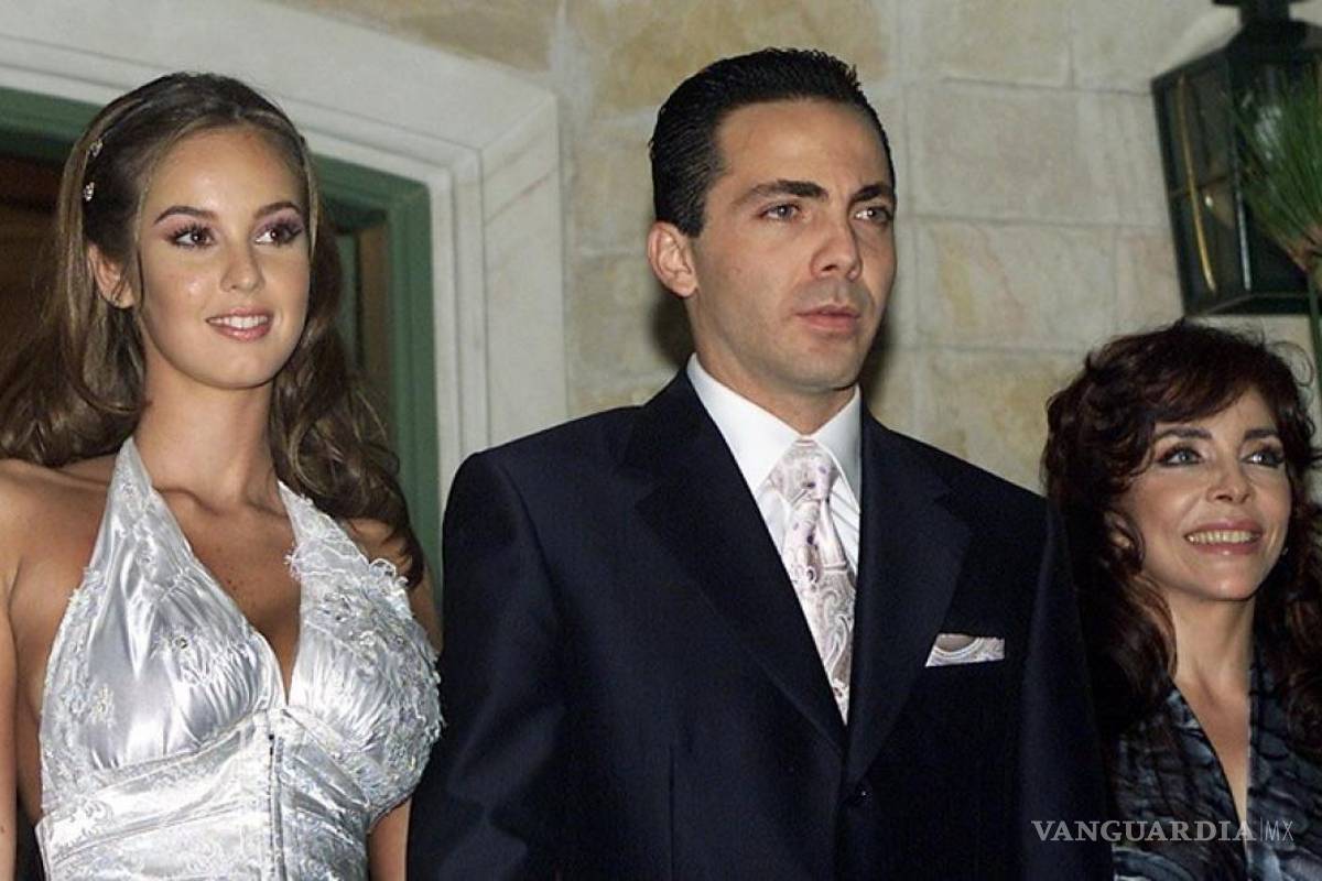 Exesposa de Cristian Castro asegura que el cantante tomaba biberón cuando estaban casados