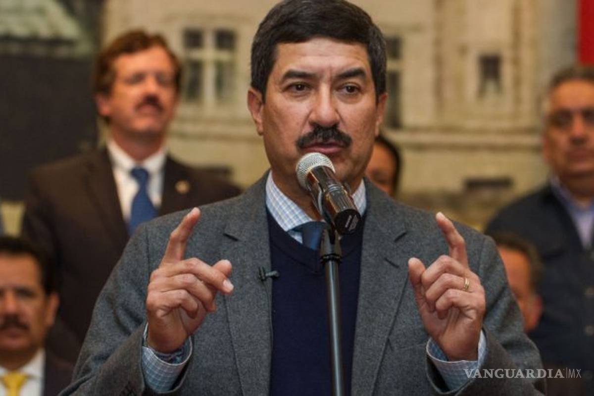 Corral recurre a la Corte: “Te portas bien y te dan recursos, te portas mal y te lo quitan”