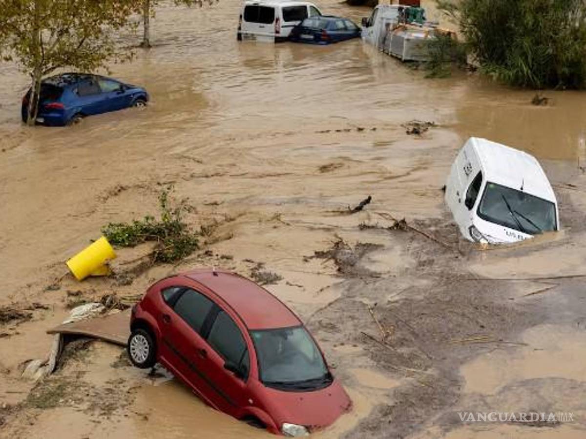 $!Terrible inundación en Valencia deja al menos 72 muertos y decenas de desaparecidos