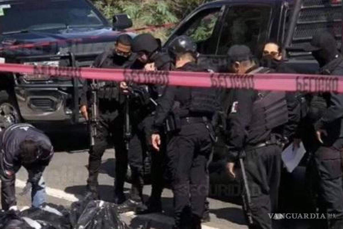Descuartizan a tres mujeres y un hombre en Jalisco, abandonan restos en carretera