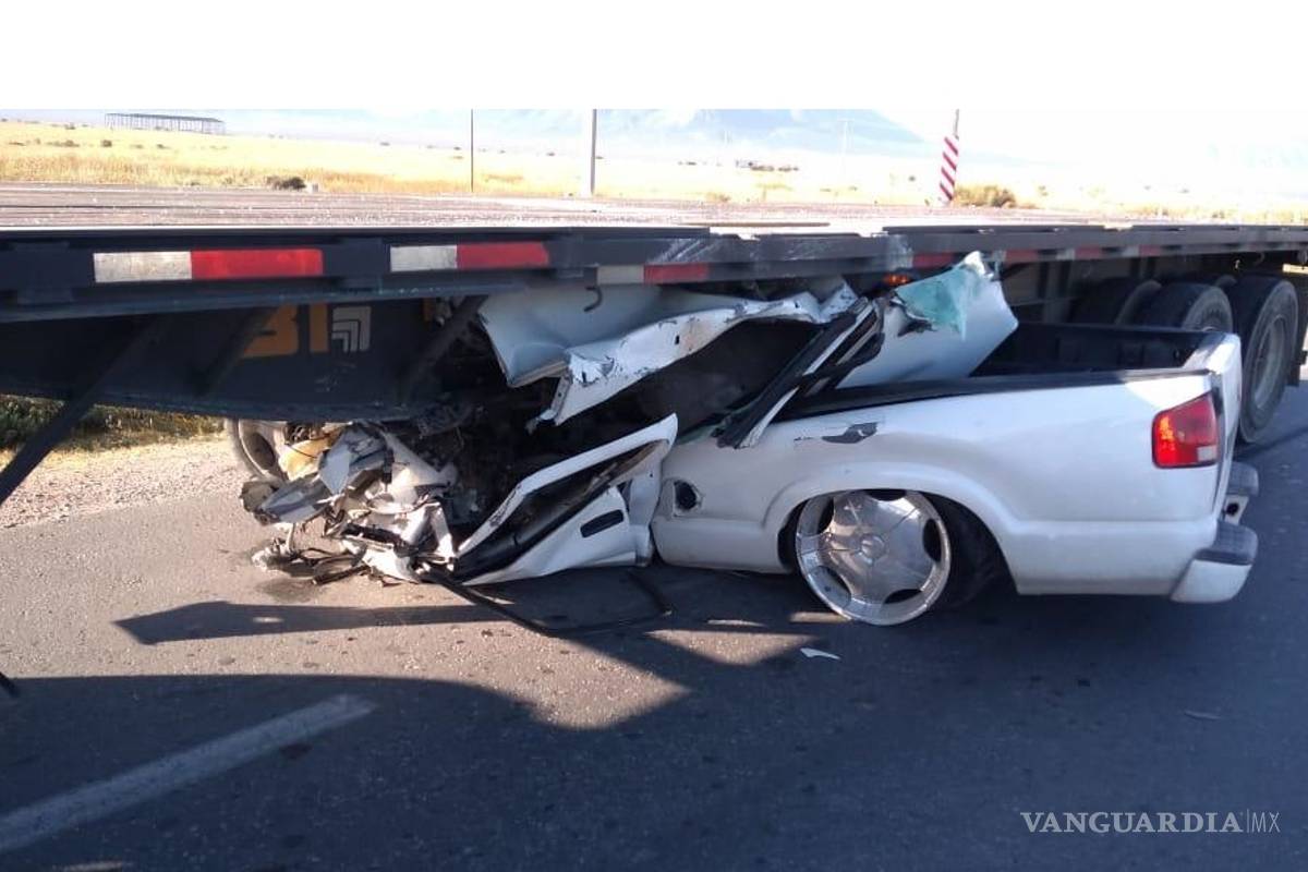 Muere joven saltillense prensado en su camioneta