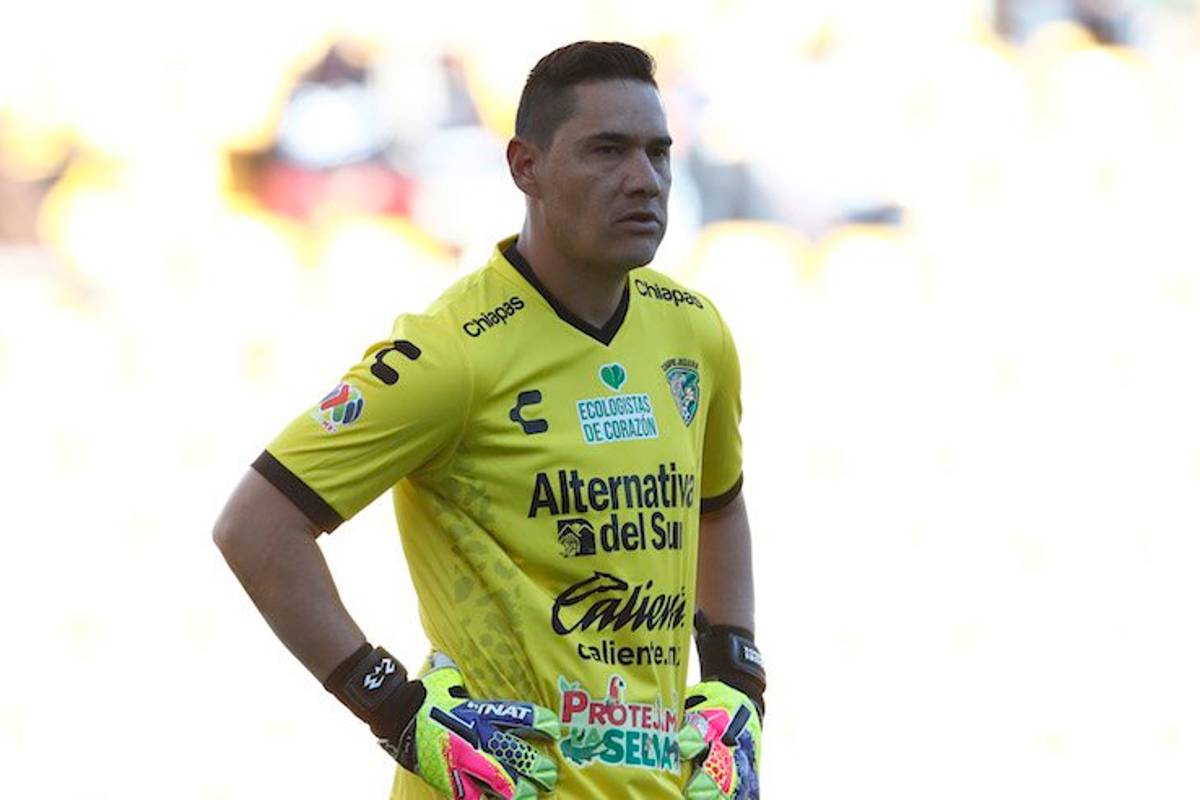 Error de Moy hunde a Jaguares
