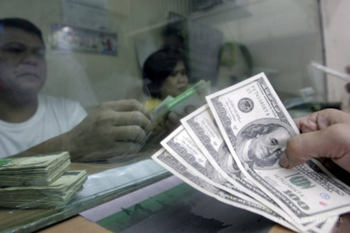 Dólar promedia en $21.48 pesos a la venta en aeropuerto capitalino