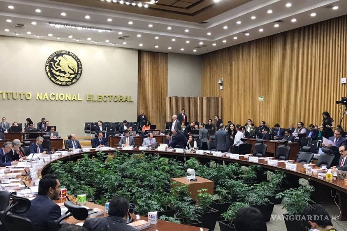 INE rechaza aplazar votación para frenar propaganda anticipada