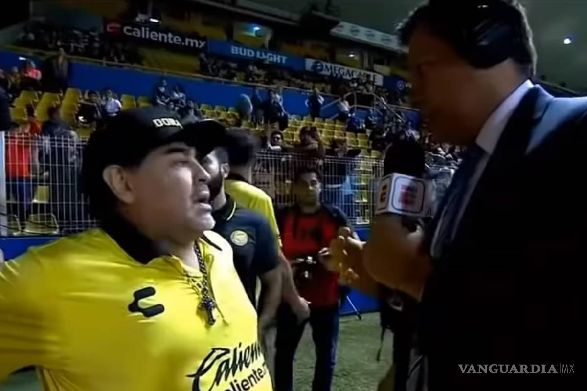 ‘Yo no vine de vacaciones’, le dice Maradona a un reportero de ESPN, antes de mandarlo sacar del estadio