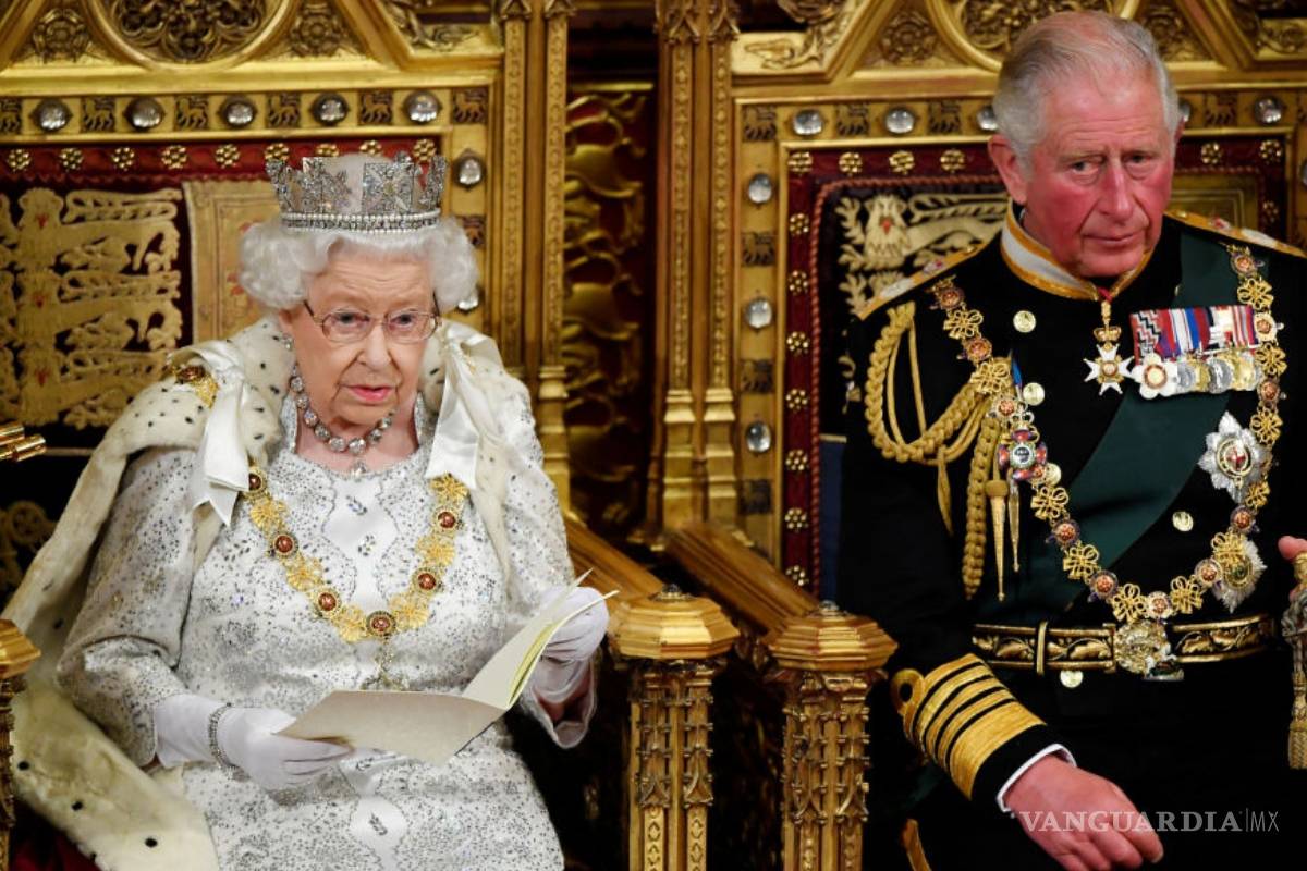 Con pérdidas millonarias y sin actividades públicas, así vive la Reina Isabel II el COVID-19