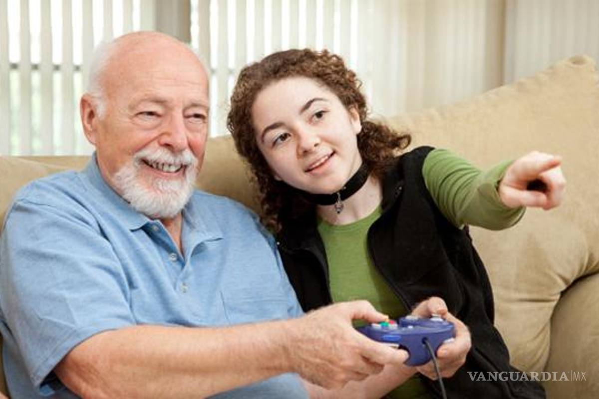 ¿Por qué los abuelos deberían jugar videojuegos?