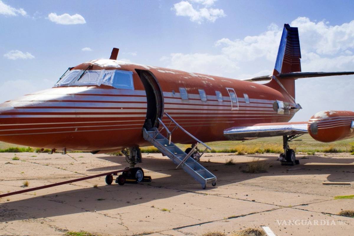 Subastan jet privado de Elvis Presley