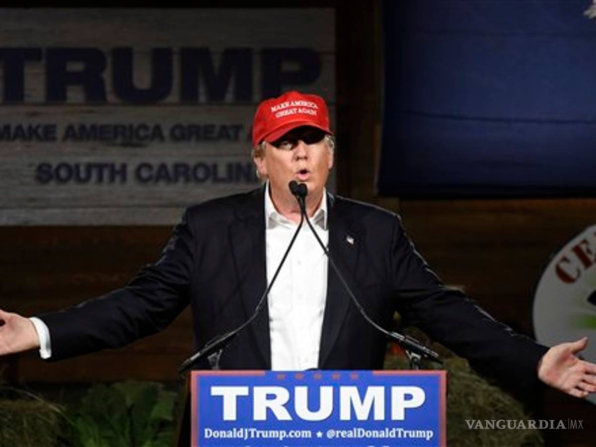 $!Buscan nacionalizar a un millón inmigrantes para votar en presidenciales de EU