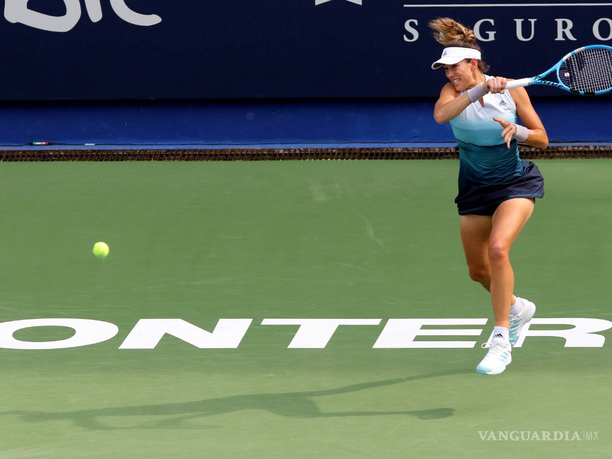 $!Garbiñe Muguruza vence a Kristina Mladenovic con el apoyo de André-Pierre Gignac