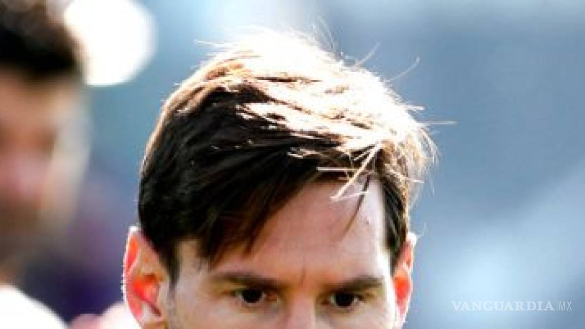 Messi se 'come años' con su cambio de look