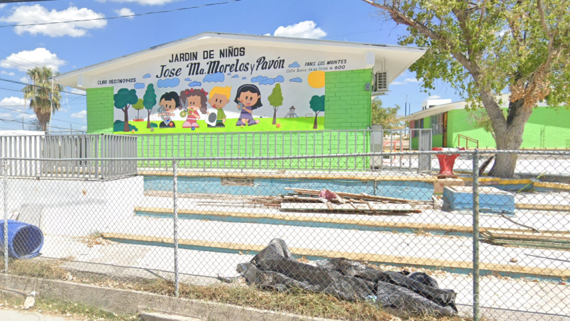 Evacuan a 101 niños por cortocircuito en jardín de niños de Piedras Negras