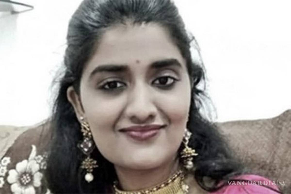 Violan y queman a joven veterinaria en la India