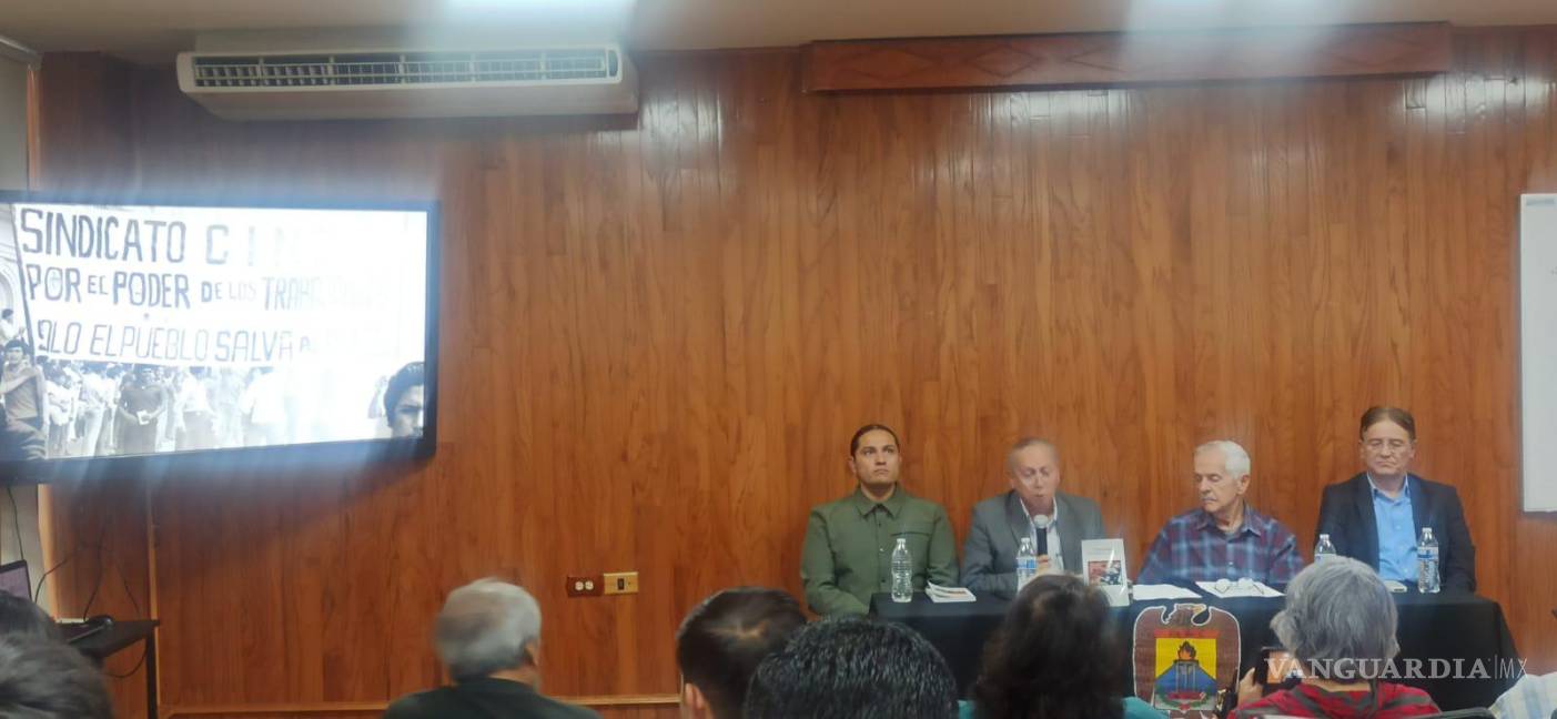 $!El libro destaca la participación de diversos sectores sociales en la huelga de 1974, desde la Iglesia hasta estudiantes universitarios, quienes respaldaron el movimiento en un momento clave para la historia obrera y sindical en México.