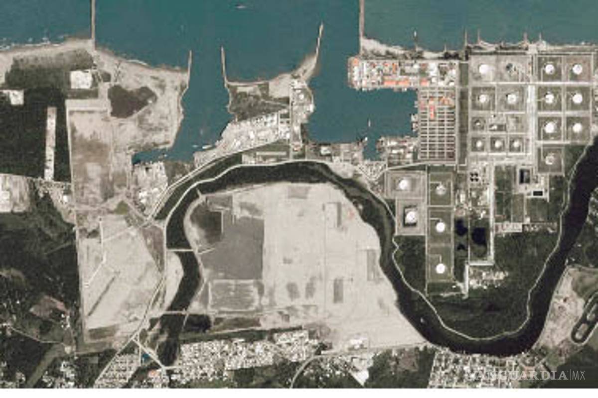 Exhibe portal web destrucción de manglares por refinería Dos Bocas, en Tabasco