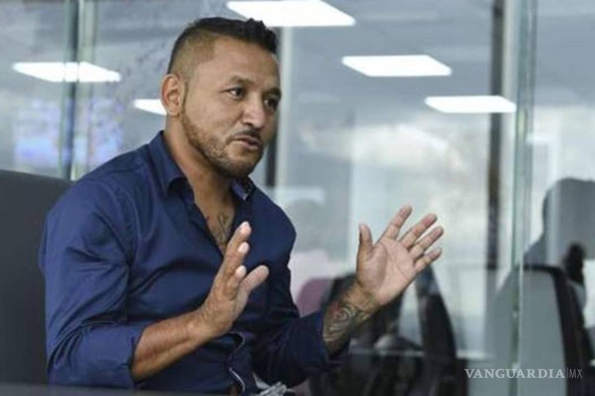 Agresión contra 'El Mijis' fue autoatentado, dice el PRD