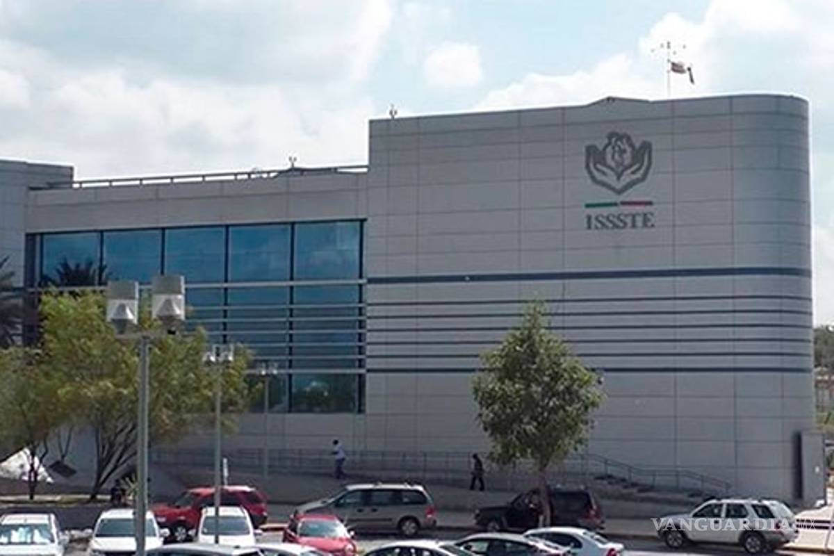 “No regresaremos hasta no obtener la vacuna”, solicitan amparo para no regresar al ISSSTE