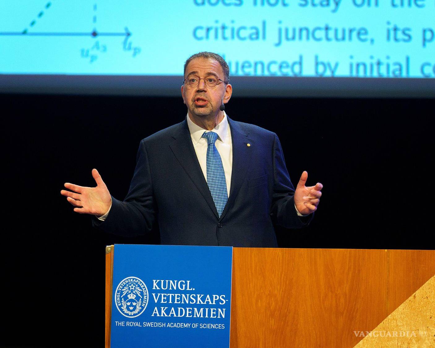 $!Daron Acemoglu vincula la pérdida de confianza política con la desigualdad y la falta de prosperidad compartida.
