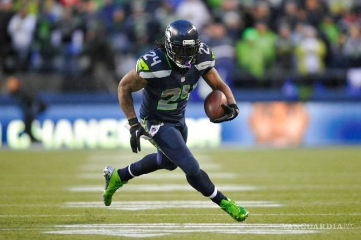 Marshawn Lynch vuelve a la NFL con los Raiders