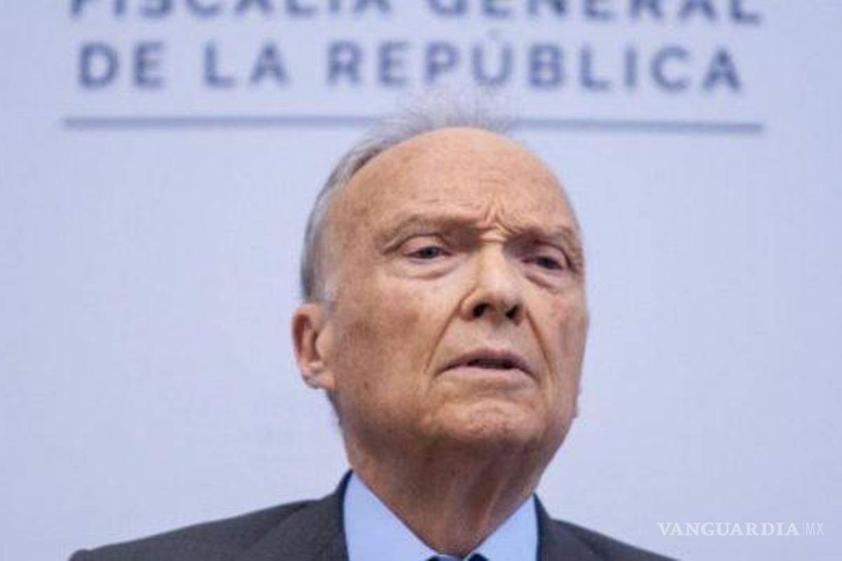 Más de 200 miembros del SNI piden investigar presunto plagio de Gertz Manero