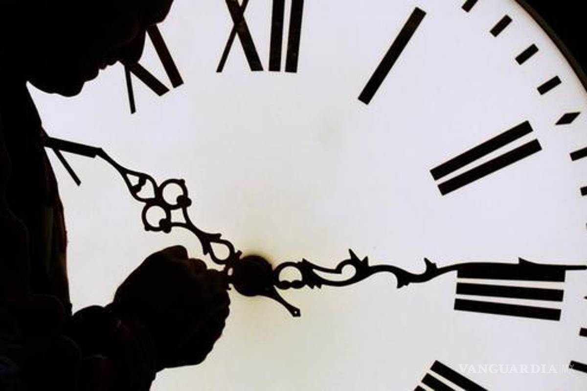 Vendrán días oscuros para Saltillo: así podría afectar eliminación del Horario de Verano en Coahuila