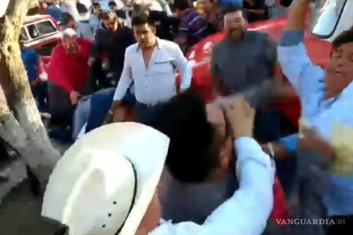 Alcohol, desorganización y violencia... Feliz día nacional del auto antiguo