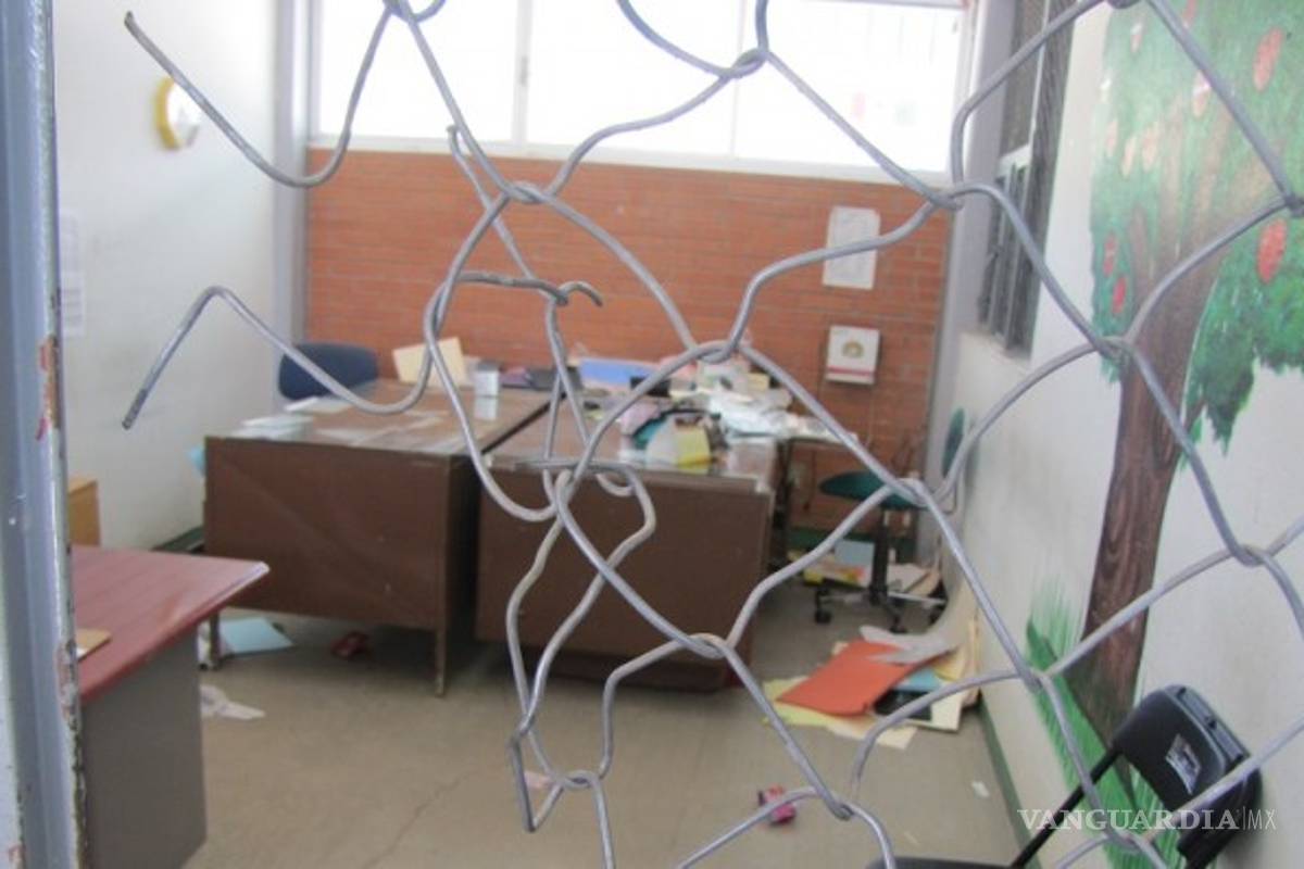 Directores de escuelas en Saltillo deben resguardar material en vacaciones