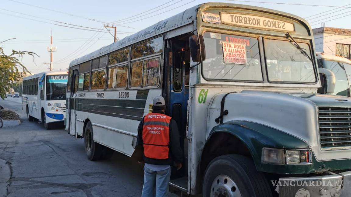 Ayuntamiento de Torreón mantiene filtros sanitarios en el transporte público