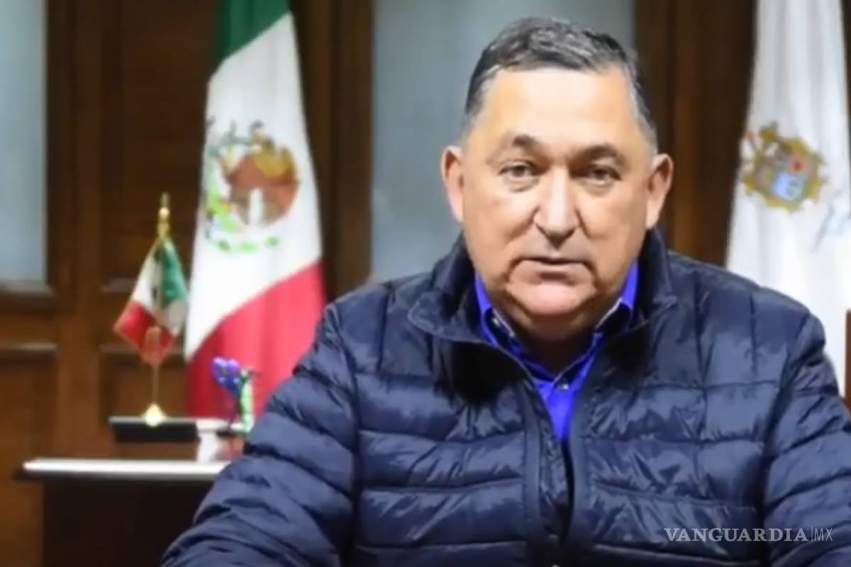 En su último día Isidro López pelea con equipo del Gobierno de Coahuila por recursos no entregados a Saltillo