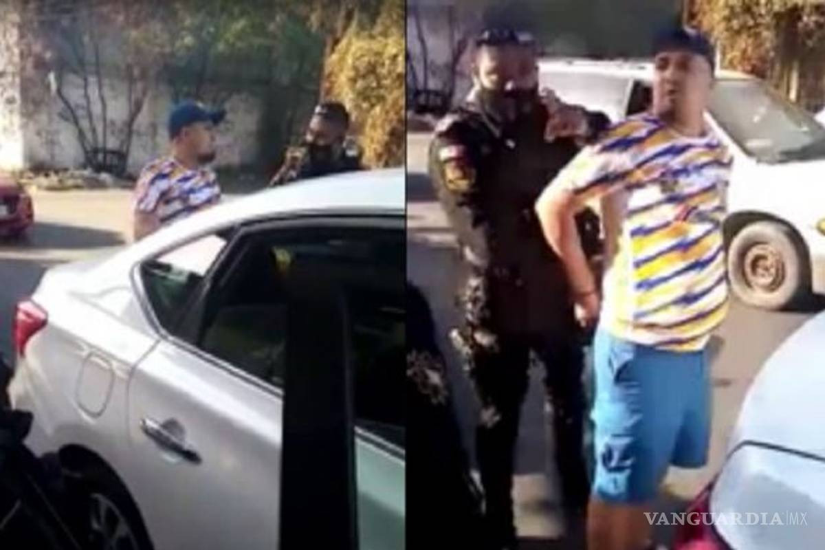 Detienen a hombre por no usar cubrebocas dentro de su auto