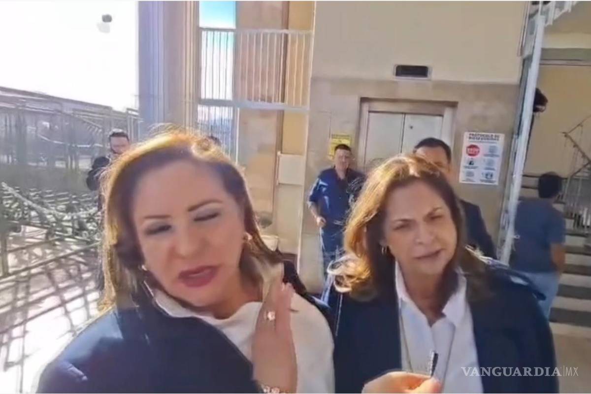 $!El explosivo le causó lesiones en la espalda y la cabeza a la diputada Gladys Aurora López, quien cayó al piso y luego fue llevada en un vehículo a un hospital de la capital hondureña.