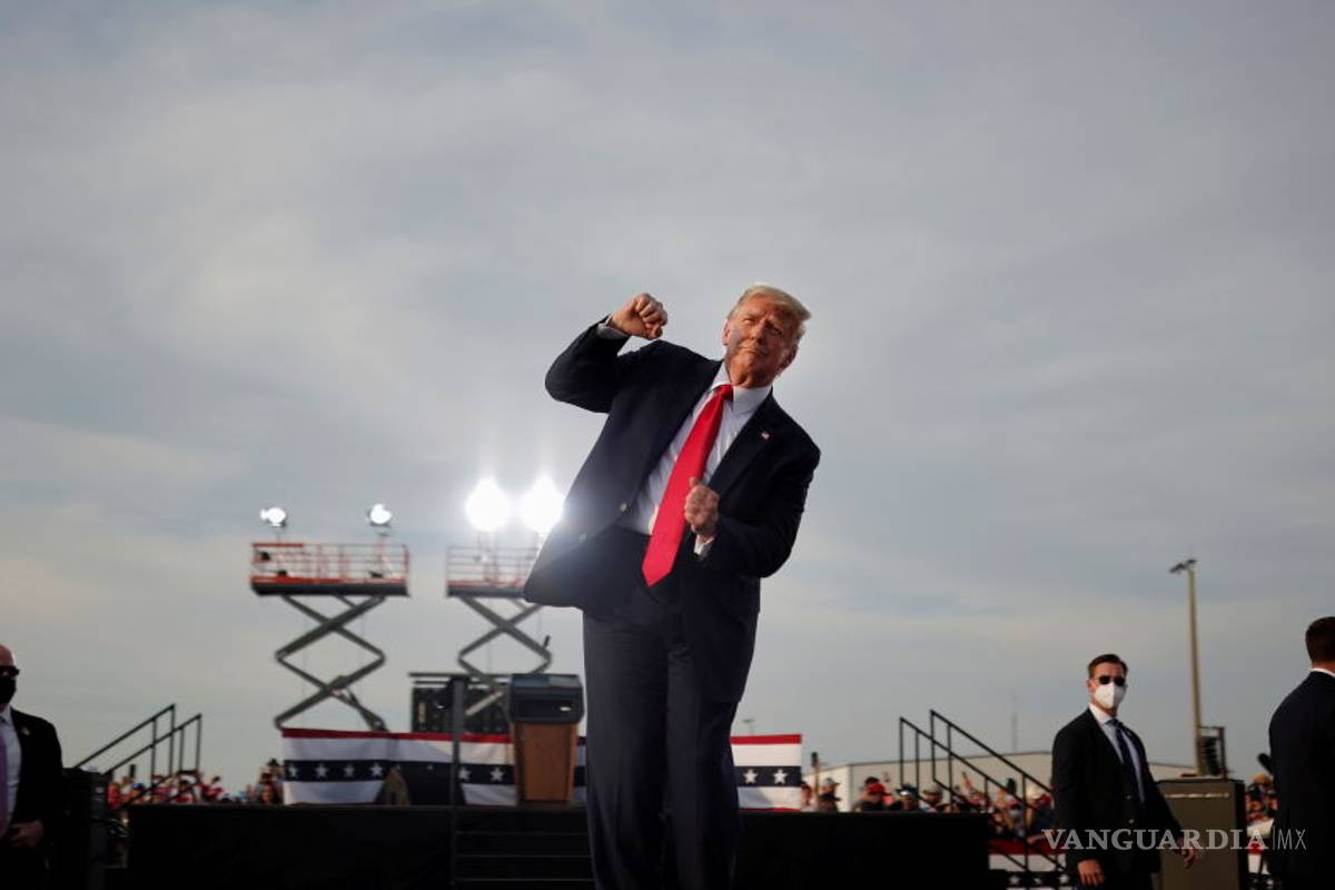 Absuelven a Trump en su segundo juicio político