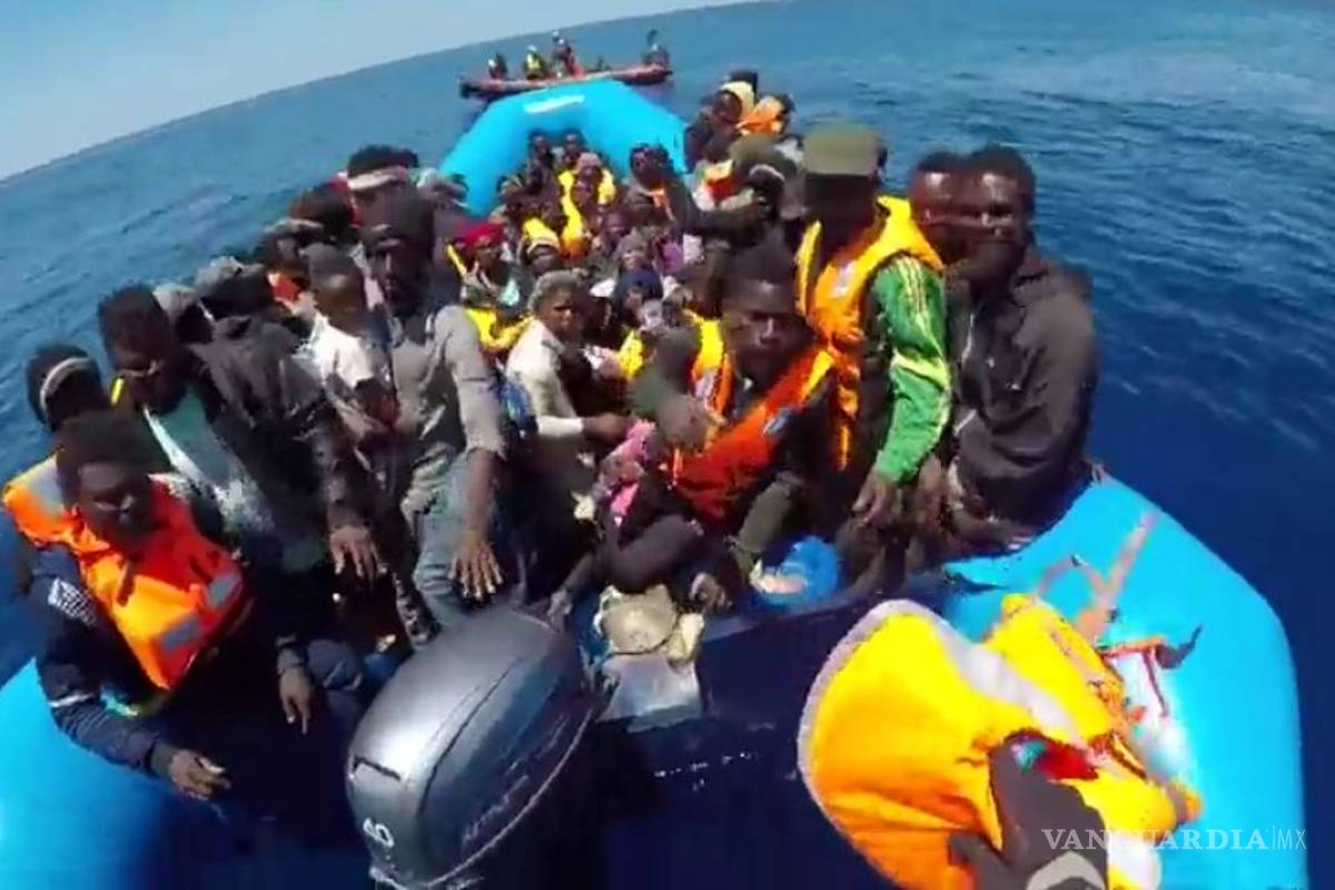 Aprueba Italia multar a ONG que rescaten a migrantes