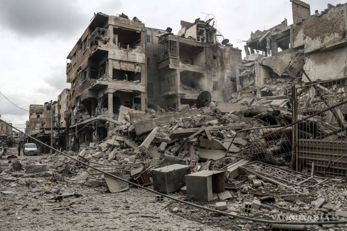 Al menos 40 muertos en Duma en un ataque químico, aseguran Cascos Blancos sirios