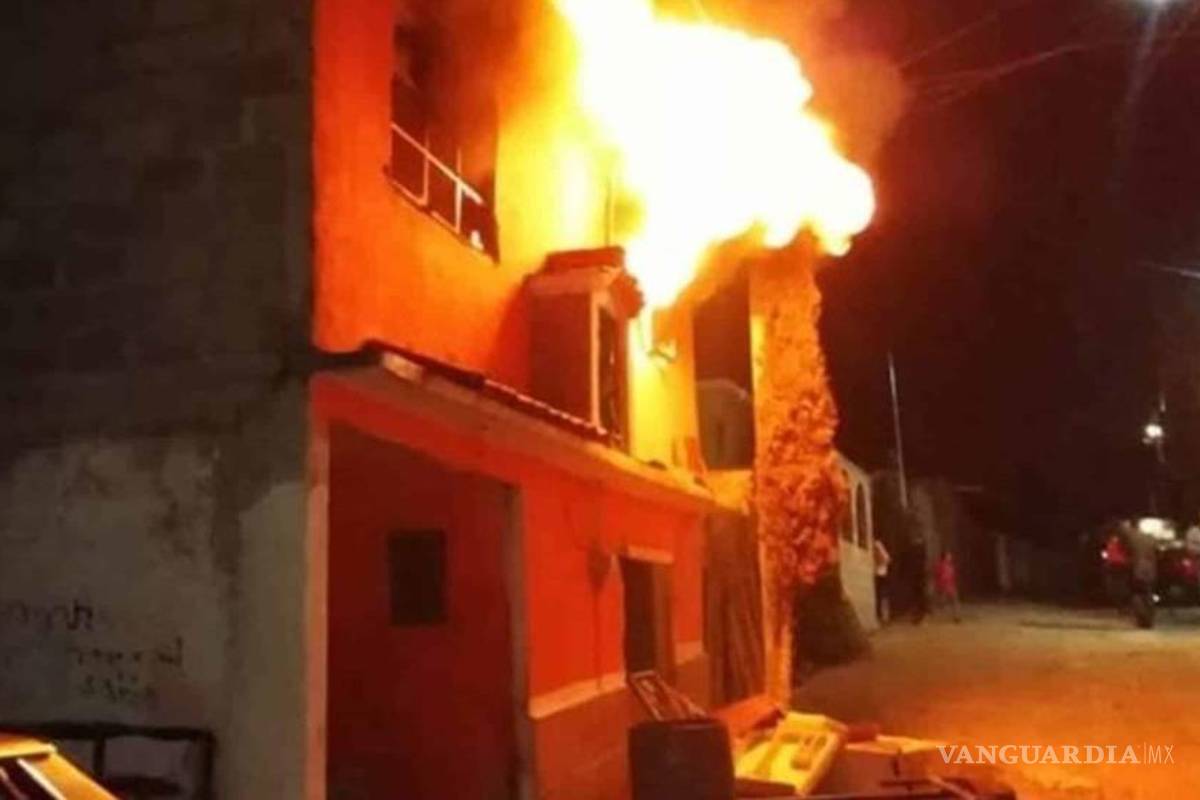 Se incendia casa; vecinos ahogan el fuego