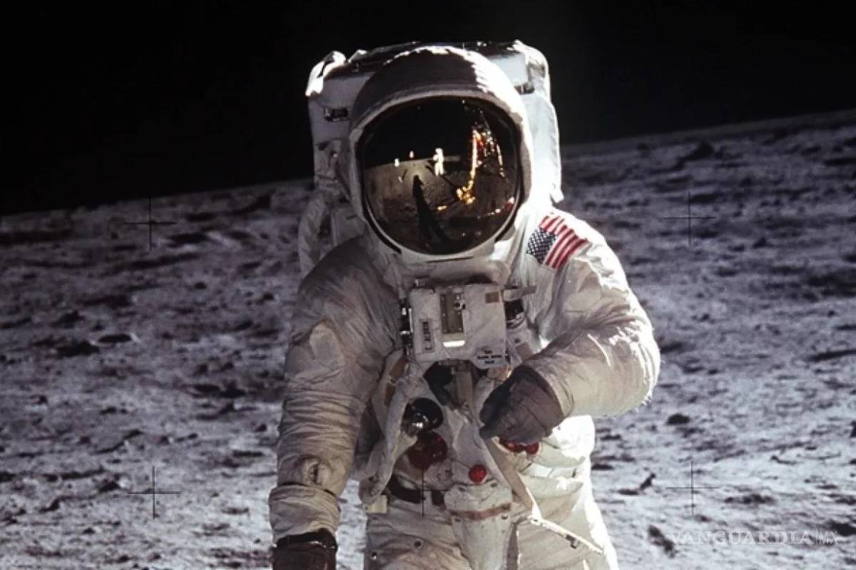 Cultura y Pop: Dos Versiones de la Carrera Espacial