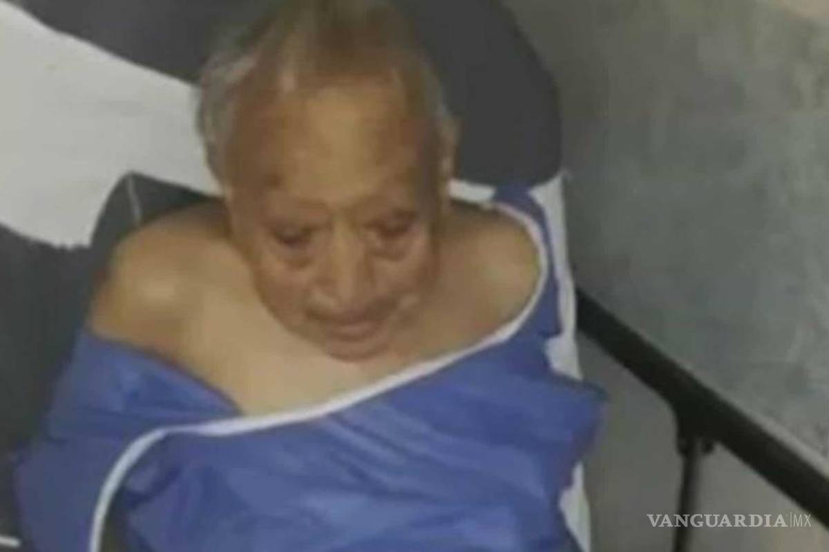 Mujer indigente intenta donar al Teletón, pero policía la empuja y le fractura la cadera (video)