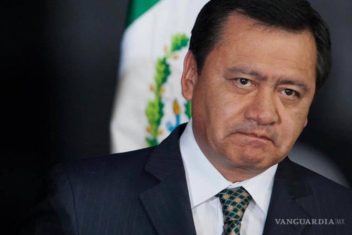 Osorio Chong también toma distancia de Lozoya