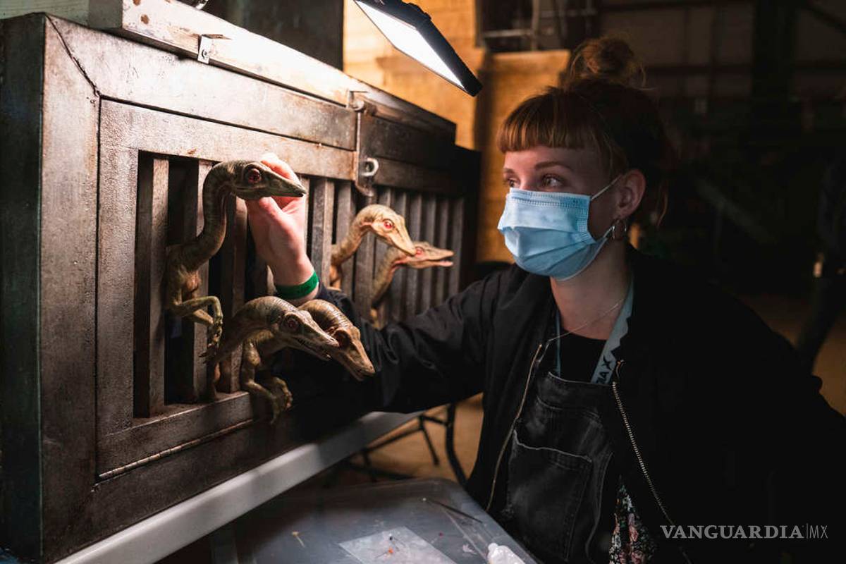 Con cubrebocas y con sana distancia se filma ‘Jurassic World: Dominion’