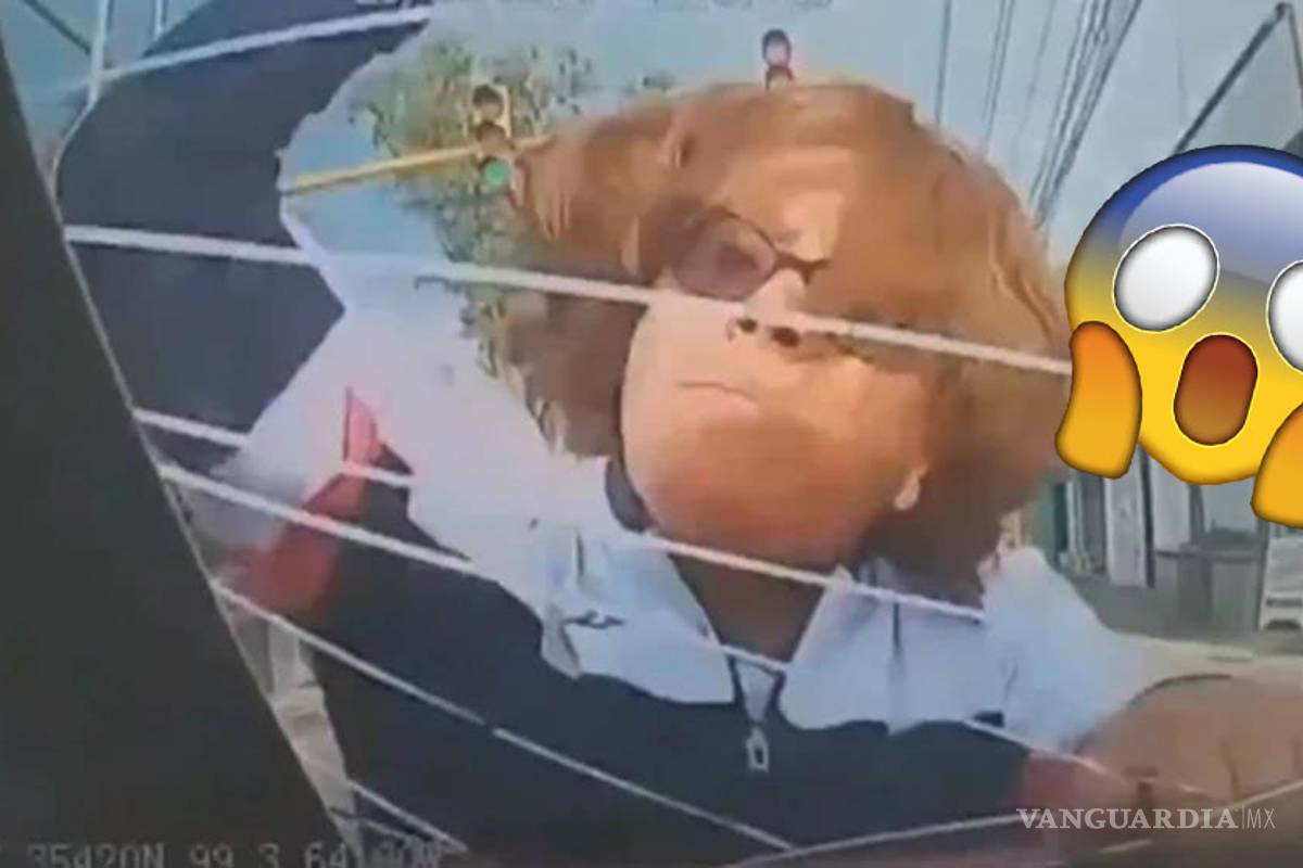 Mujer rompe parabrisas con su puño luego de ser atropellada por transporte público (video)