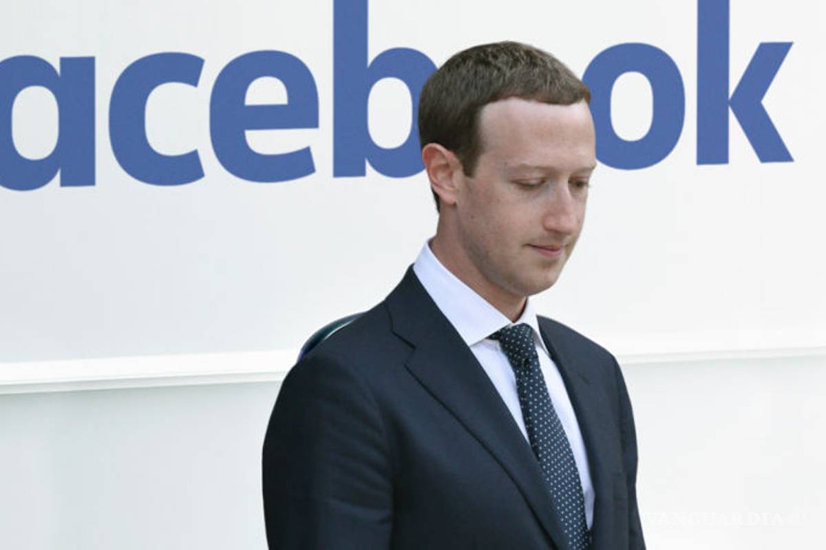 El peligro de que Facebook y Twitter pongan límites